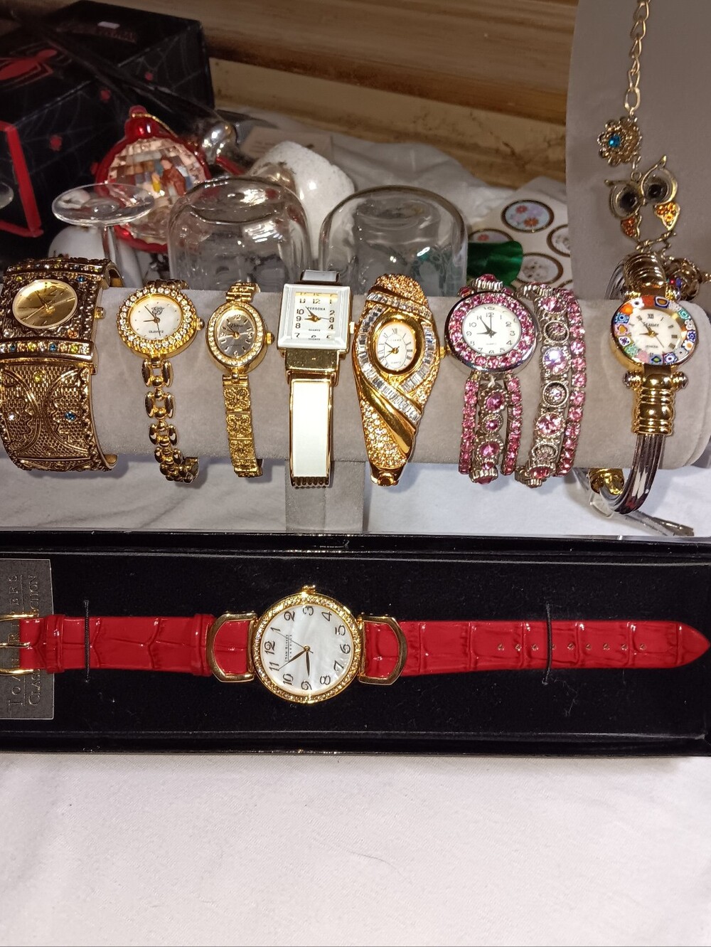 Lot of 8 Asst Women's Watches ~Tested~New Batteries~Holds Time~Church Bling..